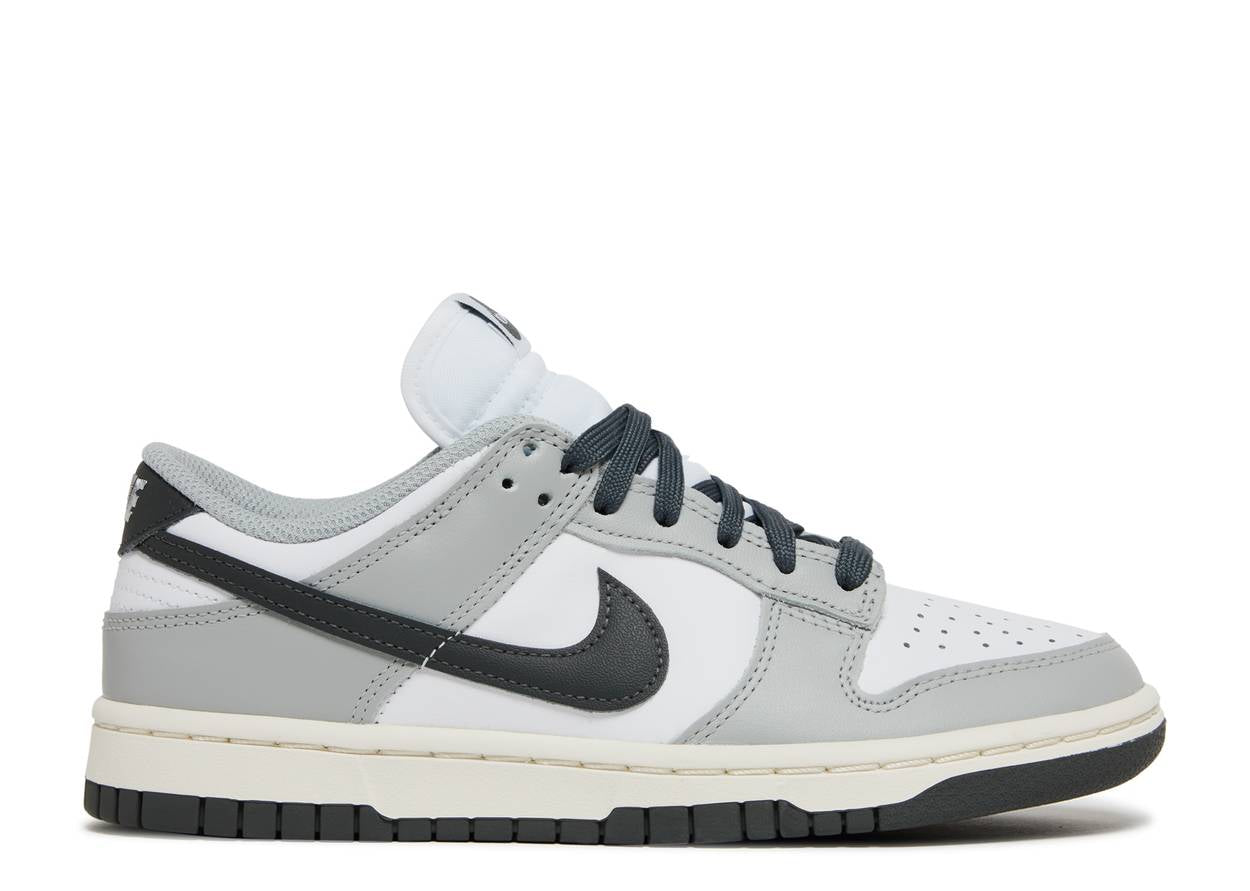 DUNK LOW 'LIGHT SMOKE GREY'